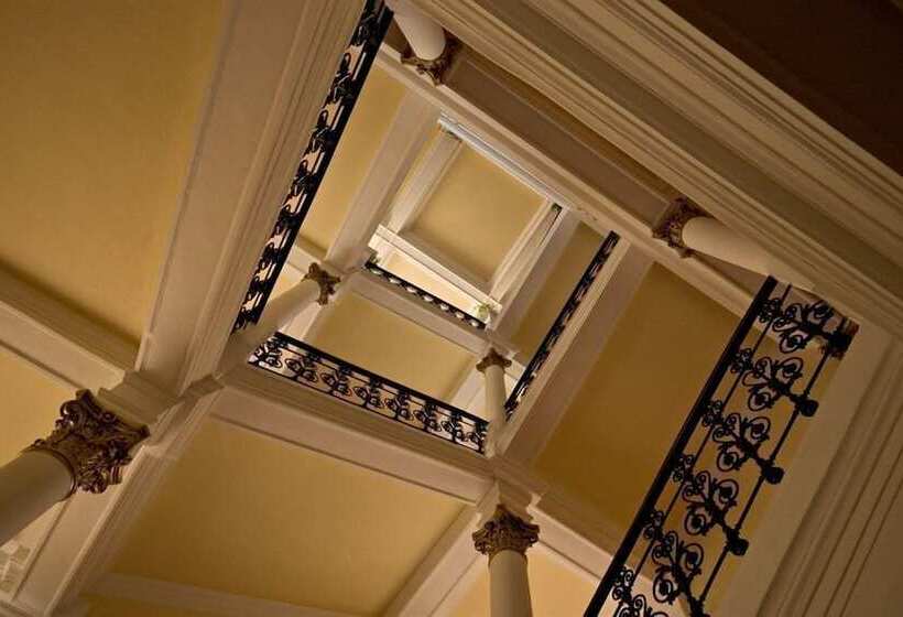 هتل Savoy Spa & Kur