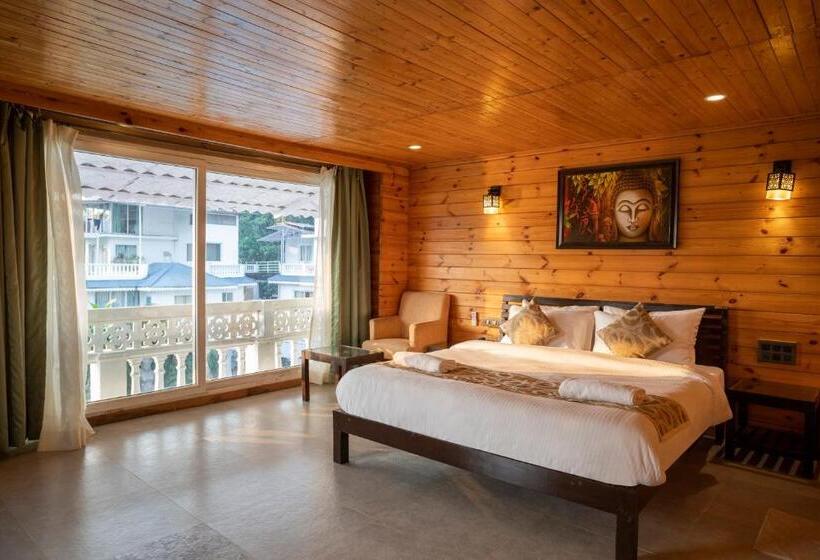 호텔 Stone Wood Riverfront Resort, Siolim