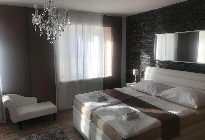 Отель Ubytování Cukrovar
