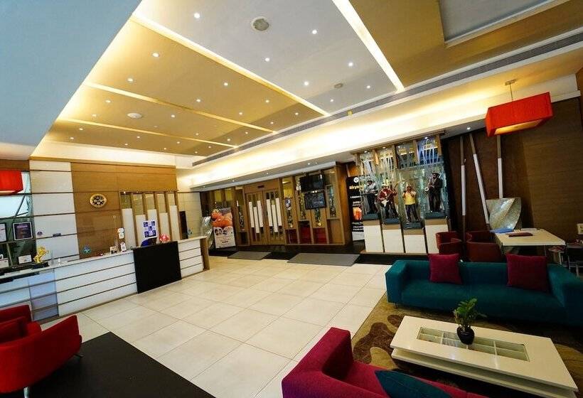 בית מלון כפרי Vijay Parkinn Coimbatore