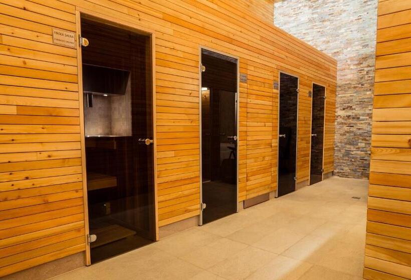 هتل Zamek Hradek U Susice