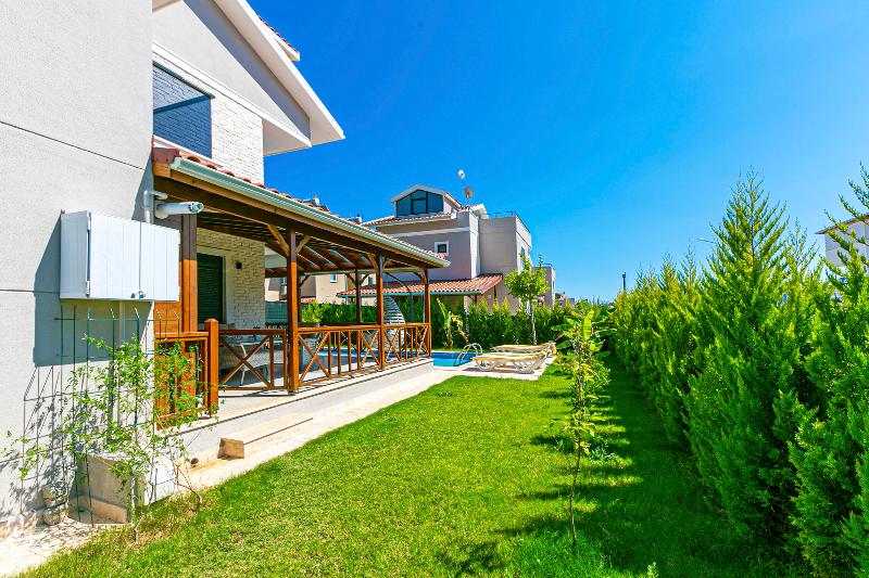 Отель Paradise Town Villa Estella