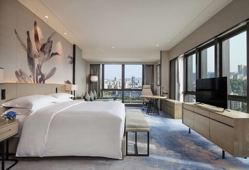 Doubletree By Hilton Hotel Shenzhen Longhua