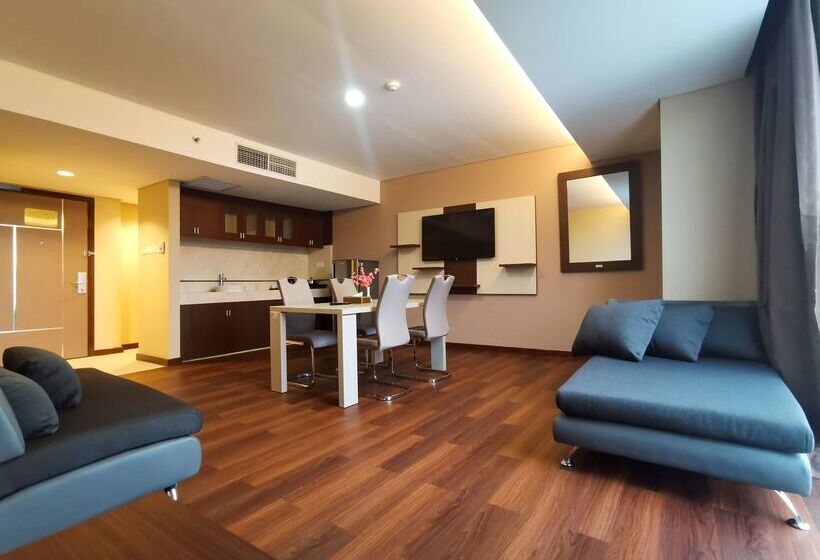 هتل Best Western Plus Coco Palu