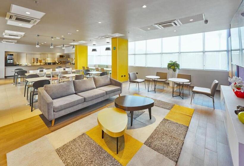 هتل City Express Suites By Marriott Silao Aeropuerto