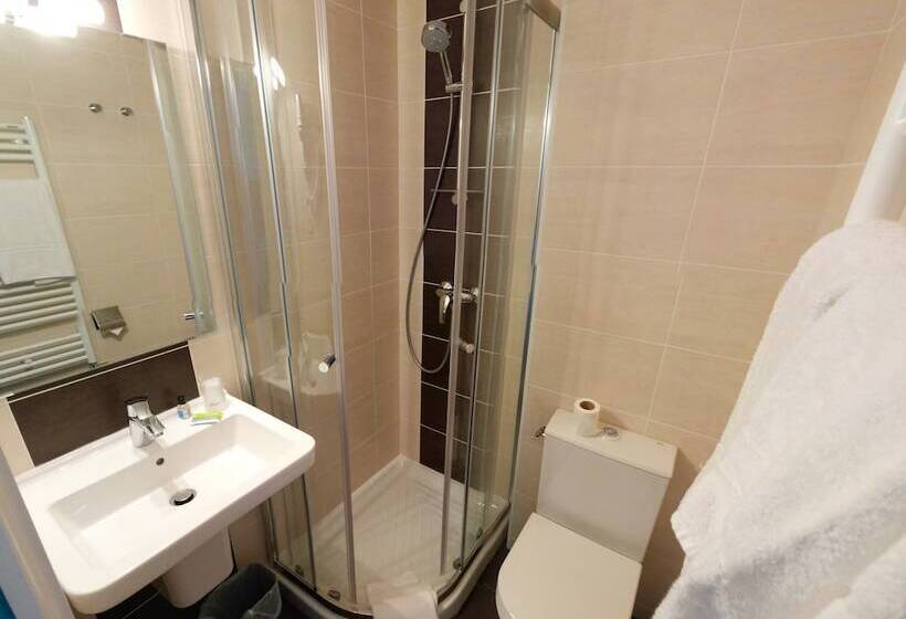 בית מלון כפרי Contact Hôtel   Hôtel Le Lion D Or Lamballe