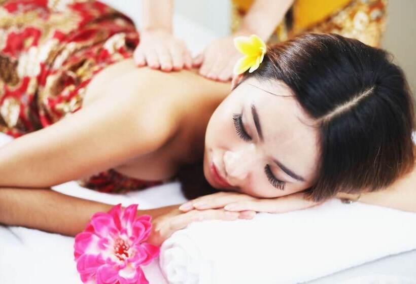 هتل Harper Perintis By Aston