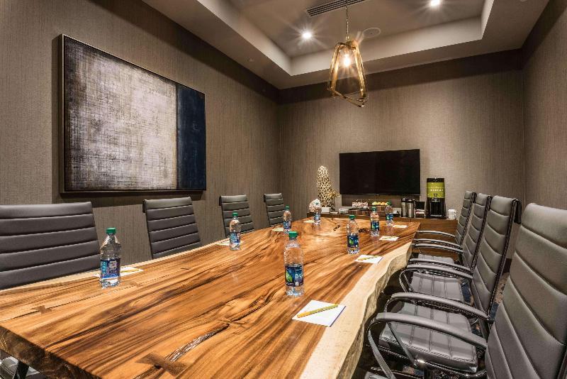 בית מלון כפרי Hilton Garden Inn Foxborough Patriot Place