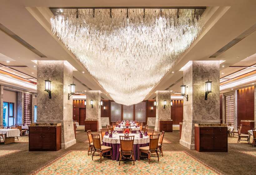 فندق Hilton Sanqingshan Resort