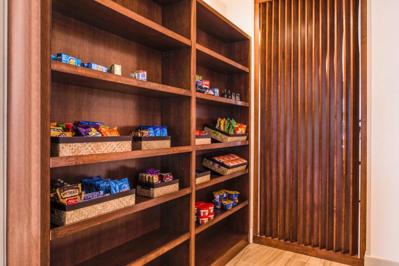 Отель Holiday Inn Express & Suites   Tampa North   Wesley Chapel, An Ihg