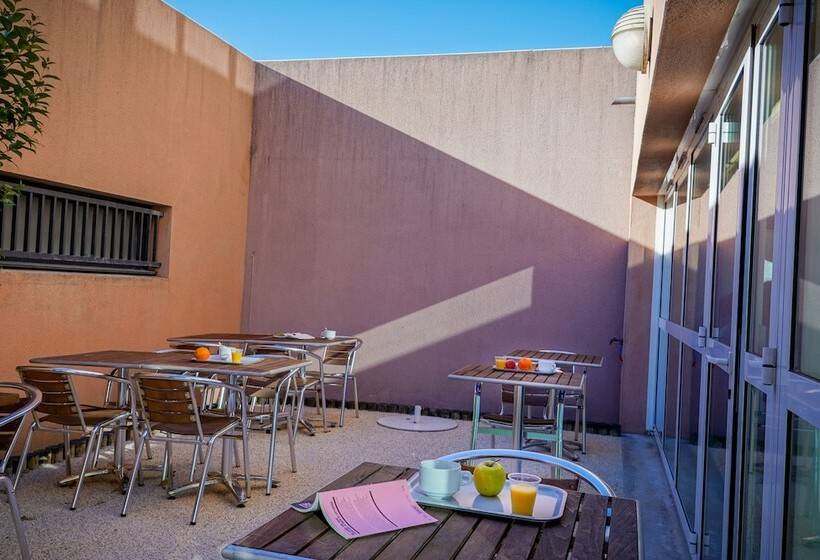 فندق Ibis Budget Aubenas