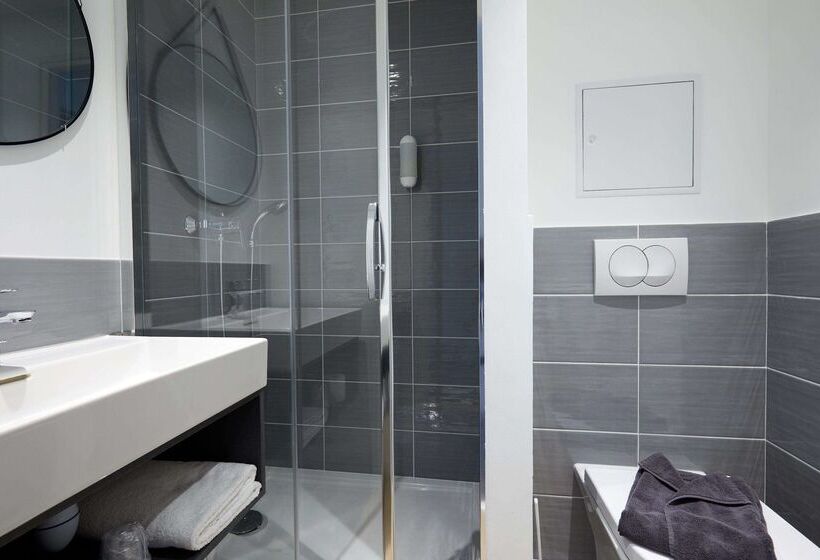 호텔 Kyriad Direct Orleans   La Chapelle St Mesmin