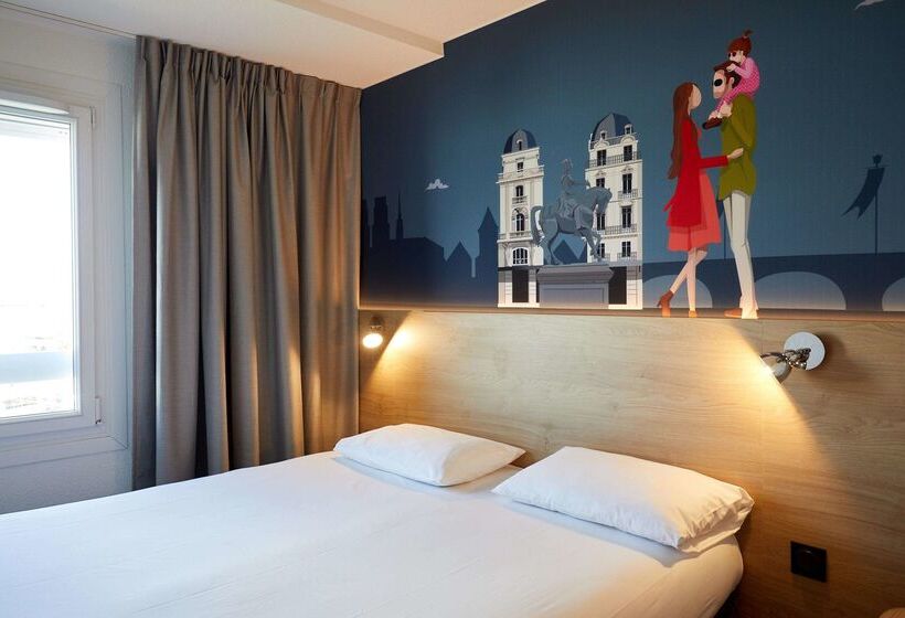 호텔 Kyriad Direct Orleans   La Chapelle St Mesmin