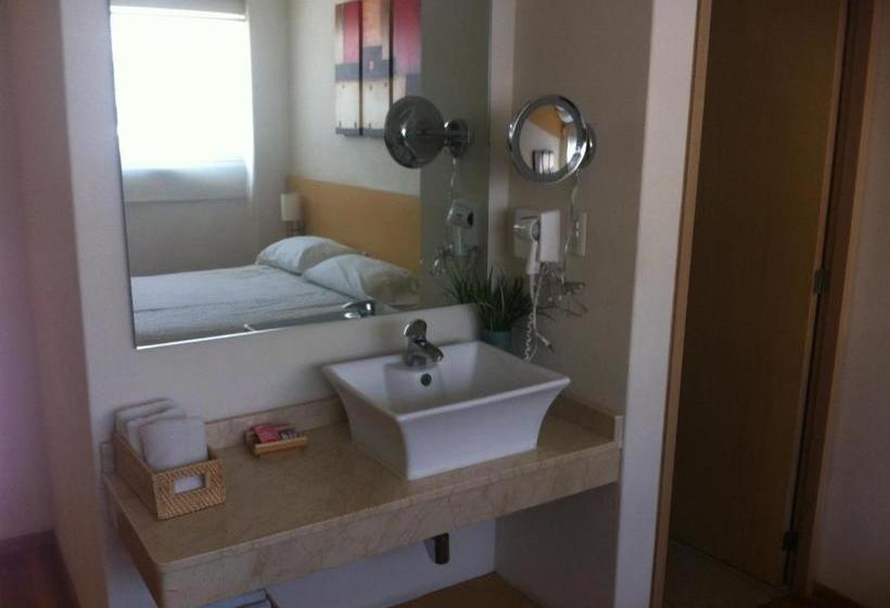 فندق Set In  & Suites