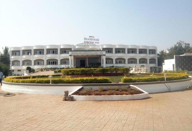 בית מלון כפרי Shashinag Residency