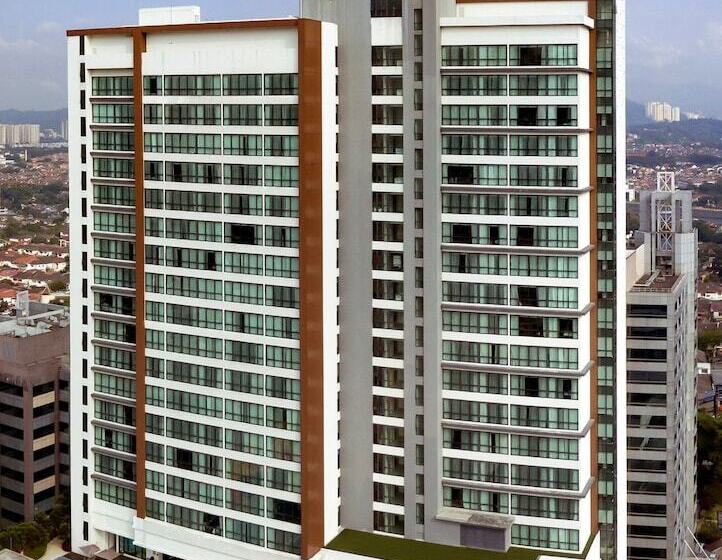 هتل Somerset Damansara Uptown Petaling Jaya