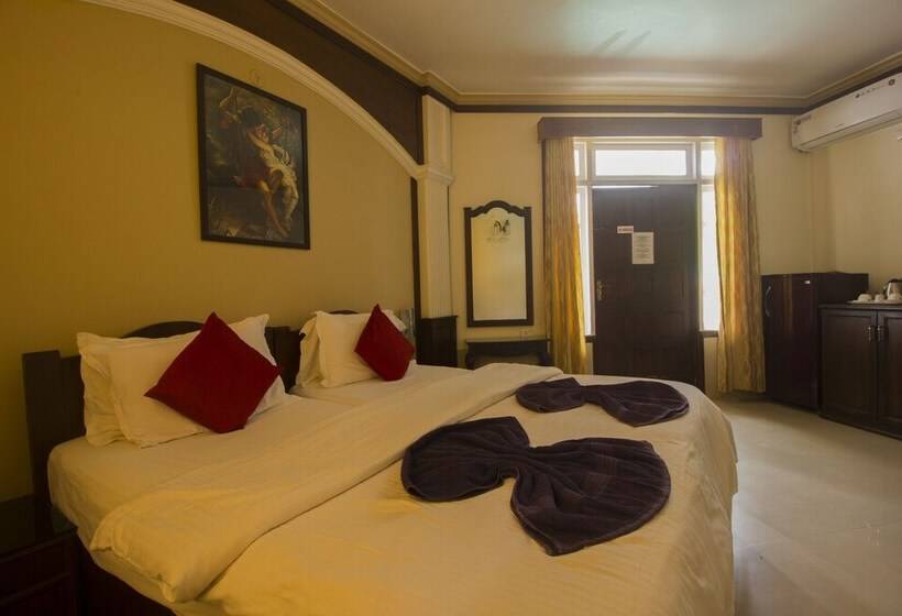 فندق Sunset Beach Resort
