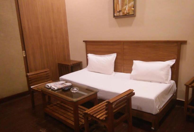 ホテル The Stadel