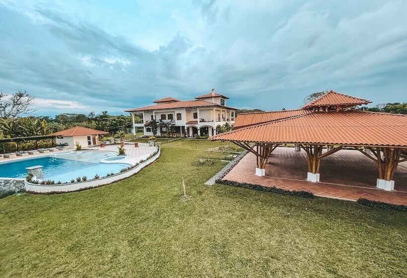 בית מלון כפרי La Casona Montañesa
