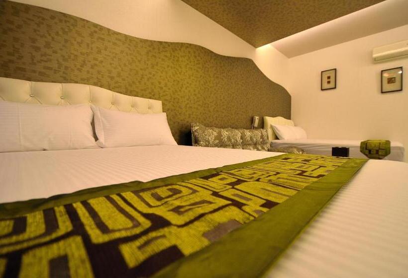 تختخواب و صبحانه Easy Home Stay