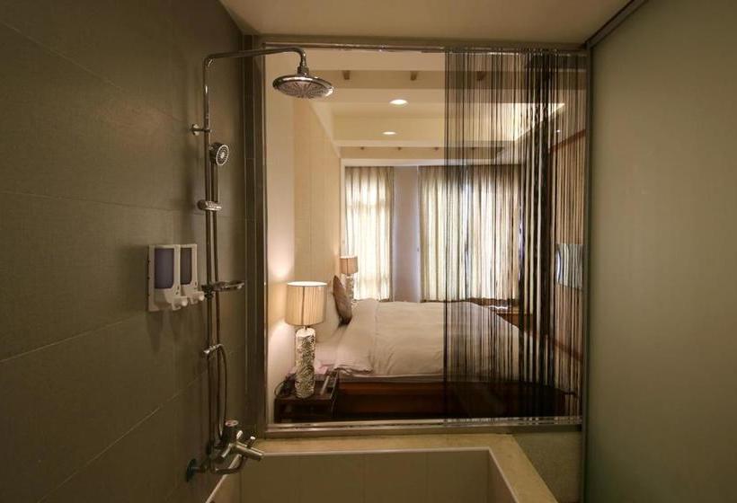 تختخواب و صبحانه Hainan Island Sea View Resort