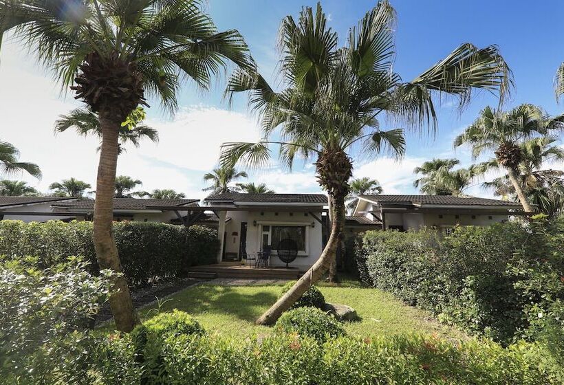 تختخواب و صبحانه The House Of Water