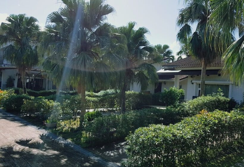 تختخواب و صبحانه The House Of Water