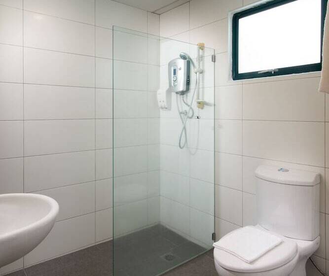 Golden View Serviced Apartment