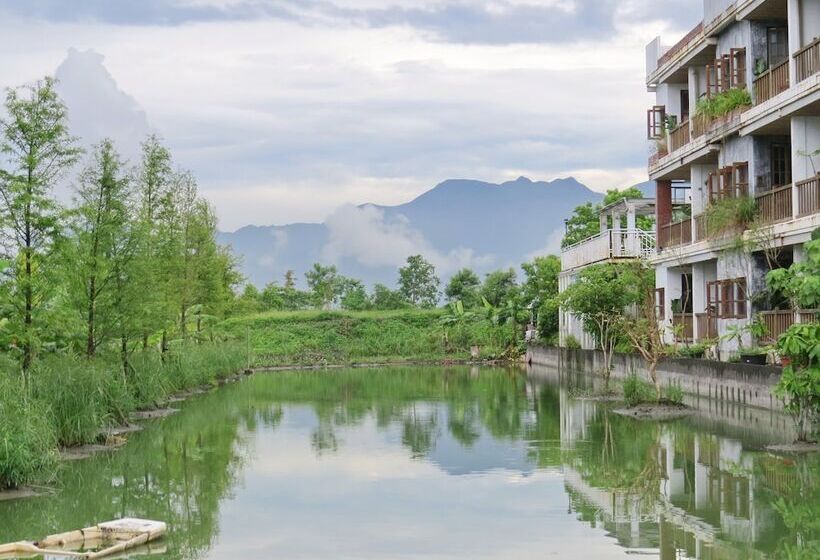 هتل Beautiful Yilan Resort