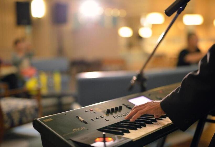 هتل Chihpen Century