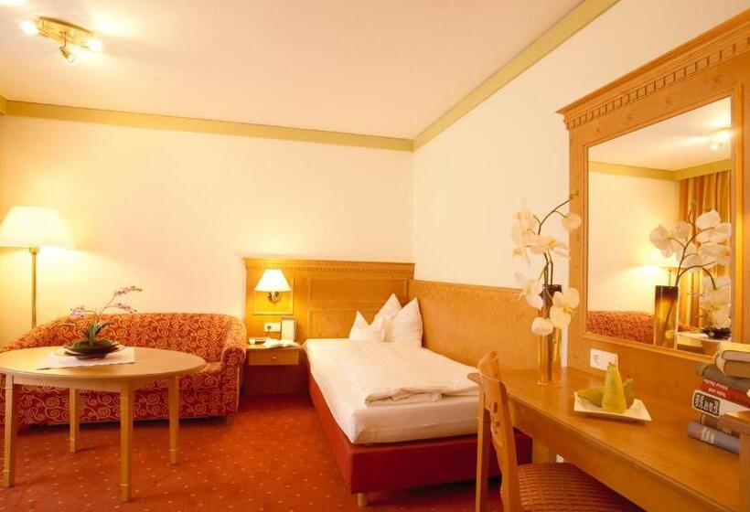 Отель Glockenspiel