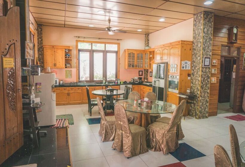 فندق Lost Paradise Resort