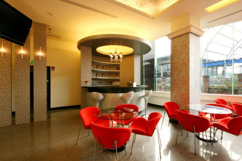 هتل Mountain Fish Water