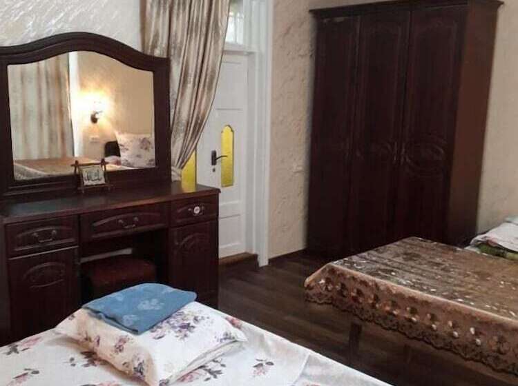 B&b Bahodir