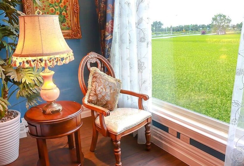 تختخواب و صبحانه Jane Castle