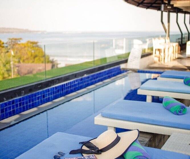 هتل Jimbaran Bay Beach Resort And Spa By Prabhu