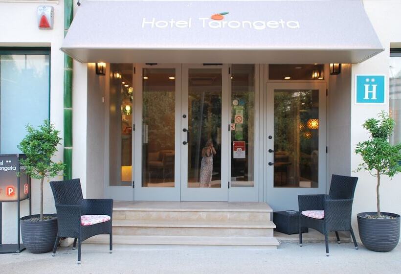 هتل Tarongeta   Adults Only