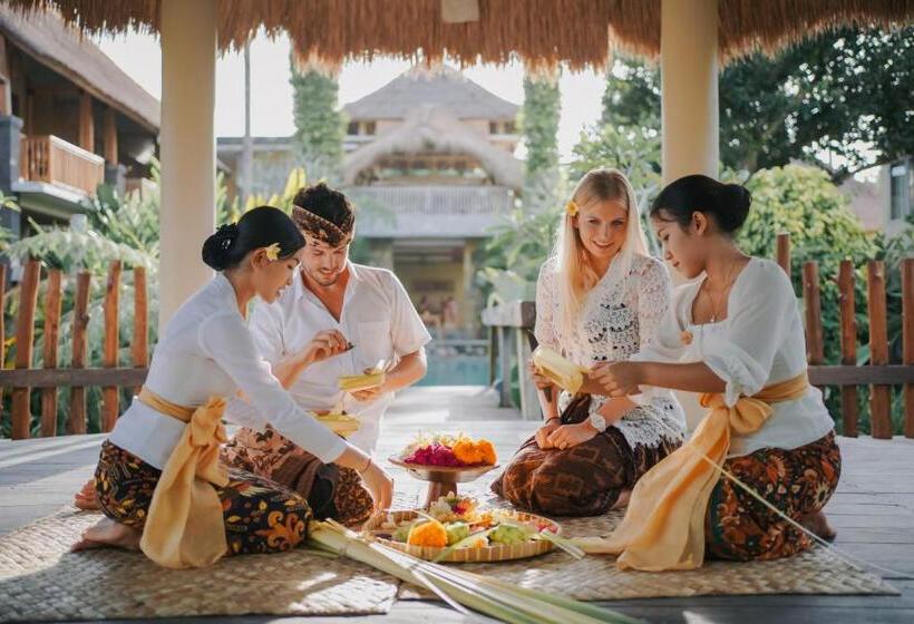 هتل The Alena Resort A Pramana Experience