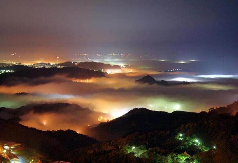 Jiufen Happyland B&b