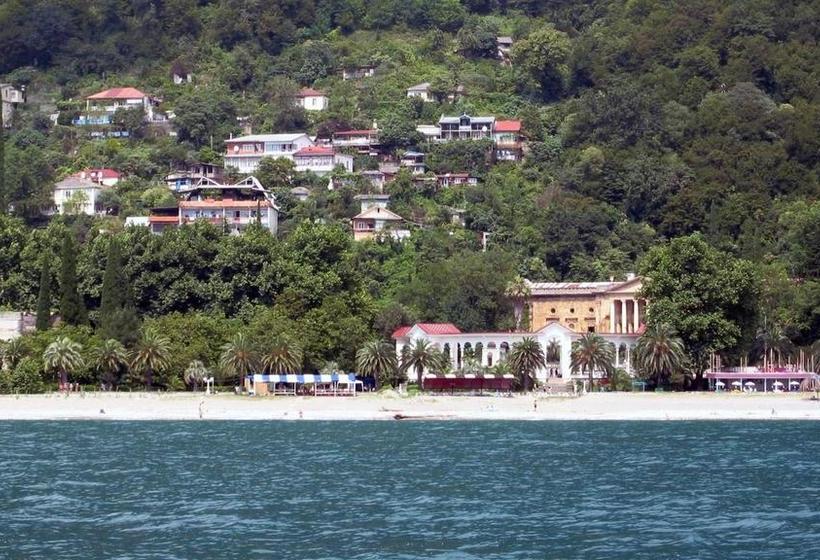 استراحتگاه Wellness Park Hotel Gagra All Inclusive