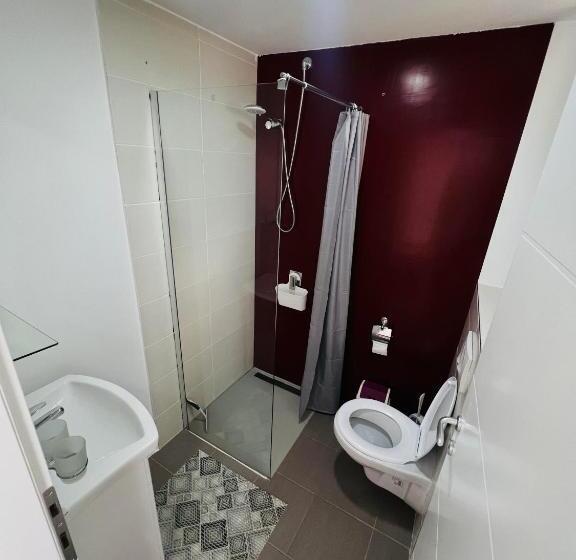 تختخواب و صبحانه Zeleni Dvor