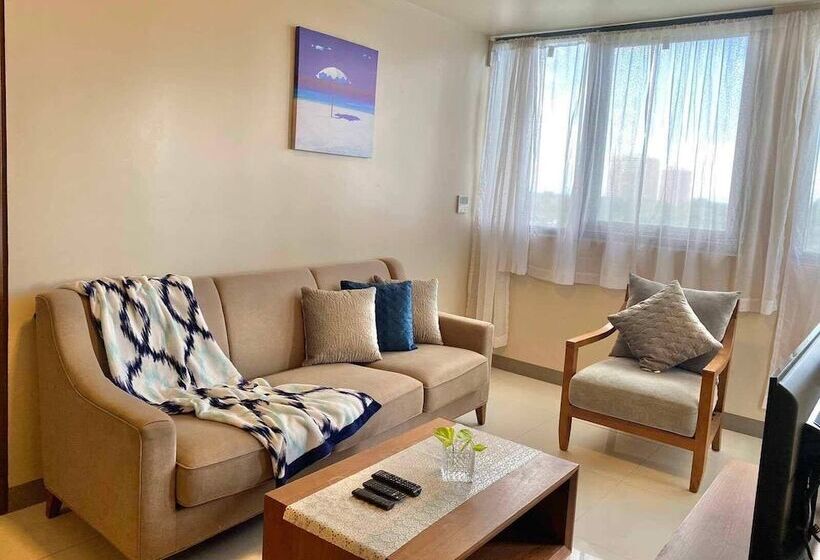 호텔 The Mactan Newtown