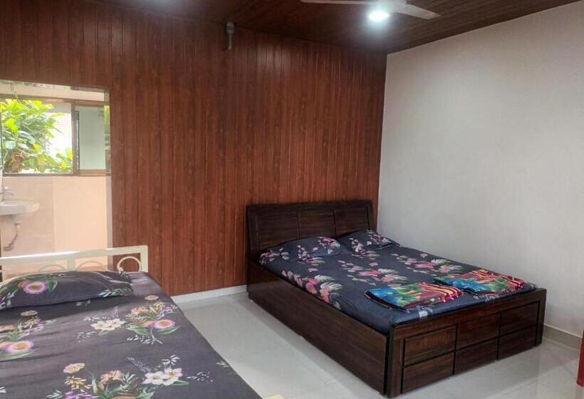 Hemprabha Bed & Breakfast, Ratnagiri