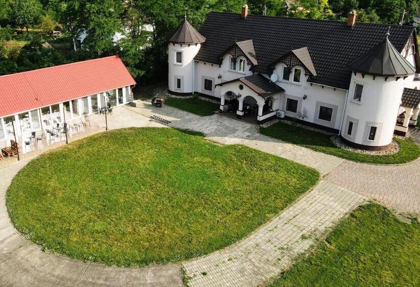 فندق The Luxo Wine Museum