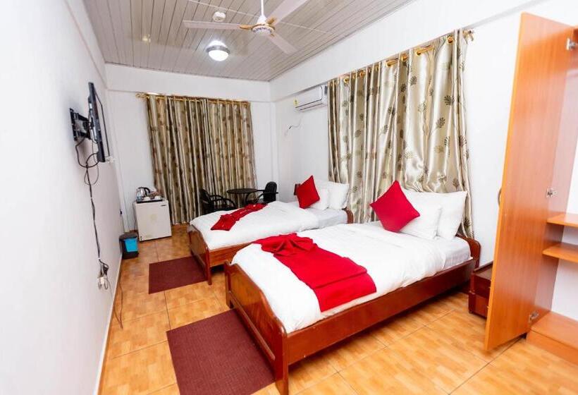 Sky Plus Hotel & Resort