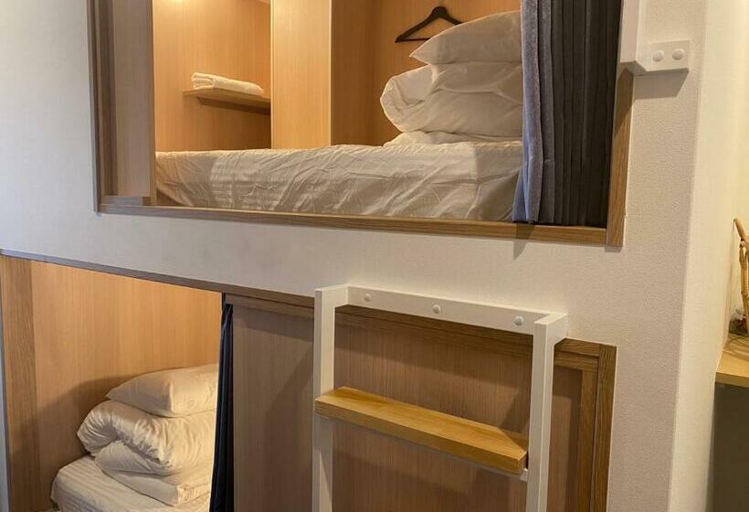 Albergue Jakotelplus Nanba Mixed Dormitory
