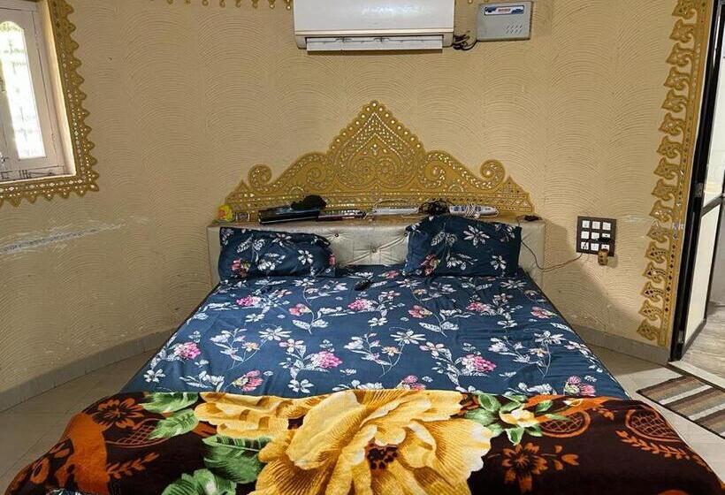 Отель The Kutch House