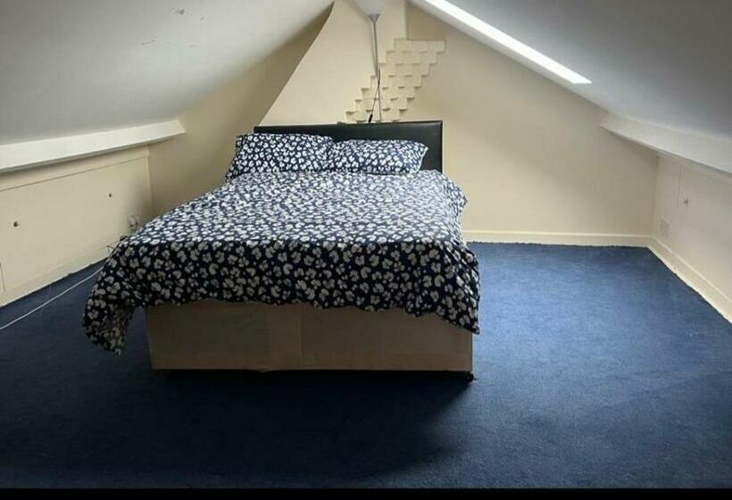 Bed and Breakfast Kenilworth Gardens