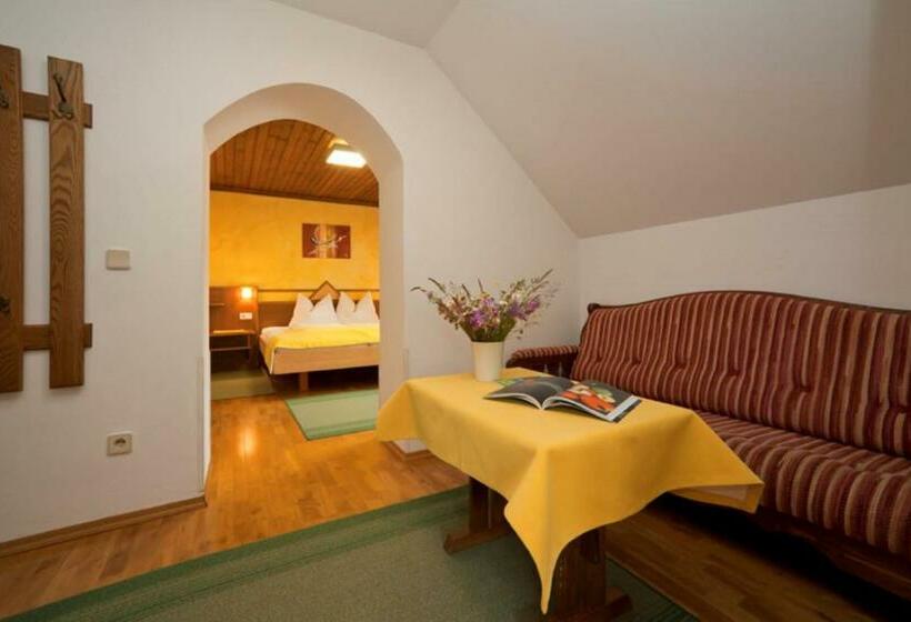 فندق Gourmetbauernhof Mentebauer