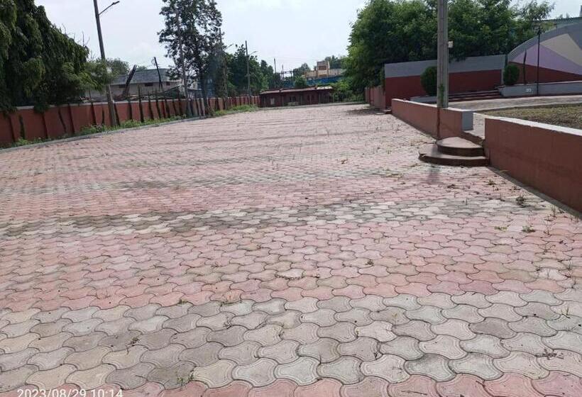 فندق Pritam Park